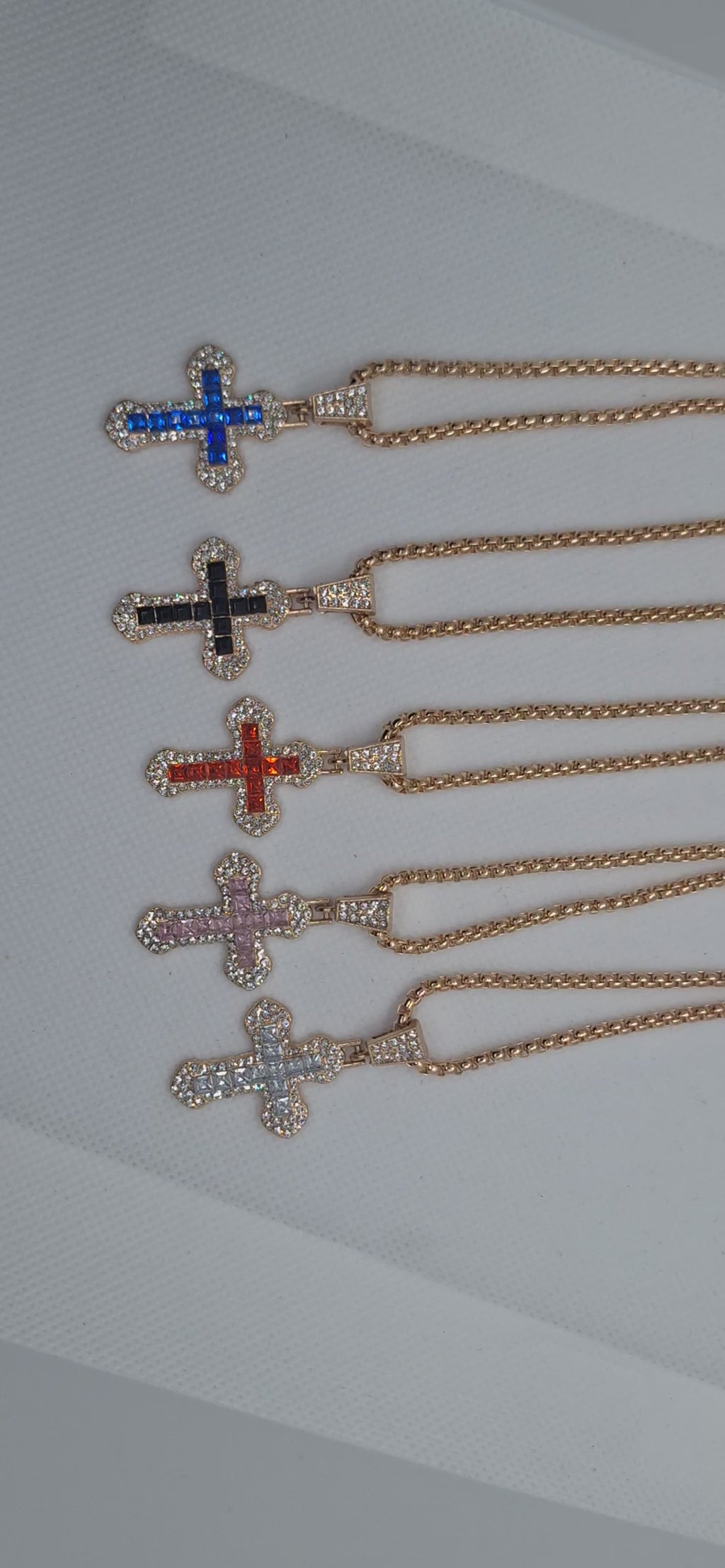 Gold pendant collection