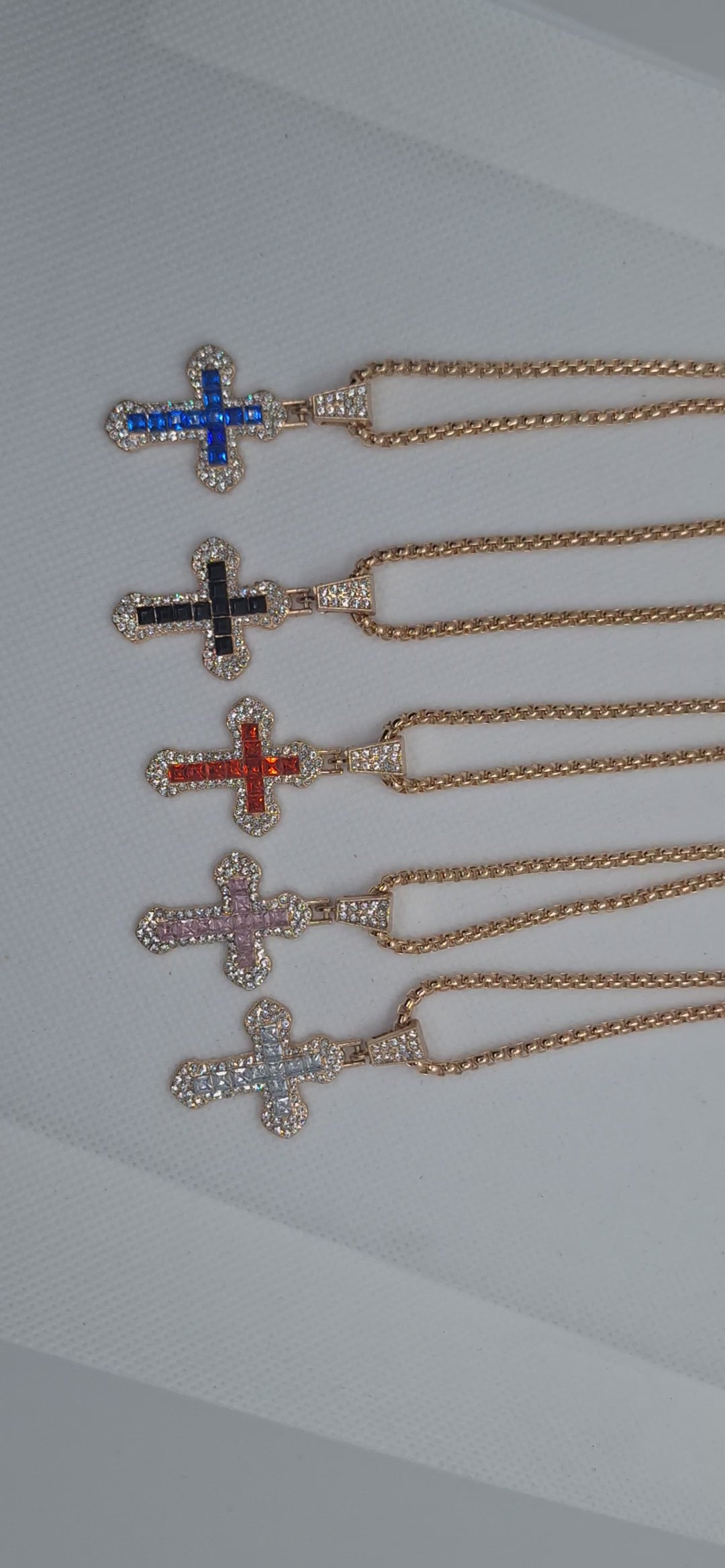 Gold pendant collection