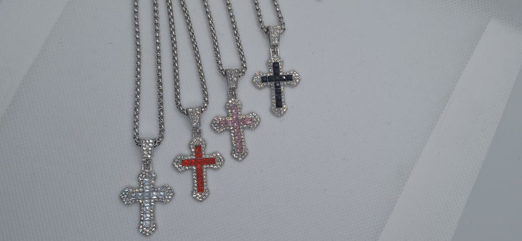 Silver pendant collection