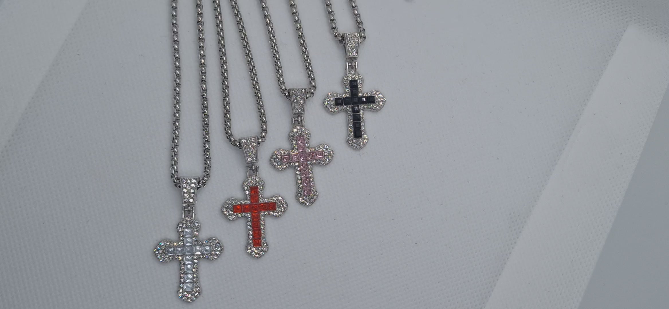 Silver pendant collection